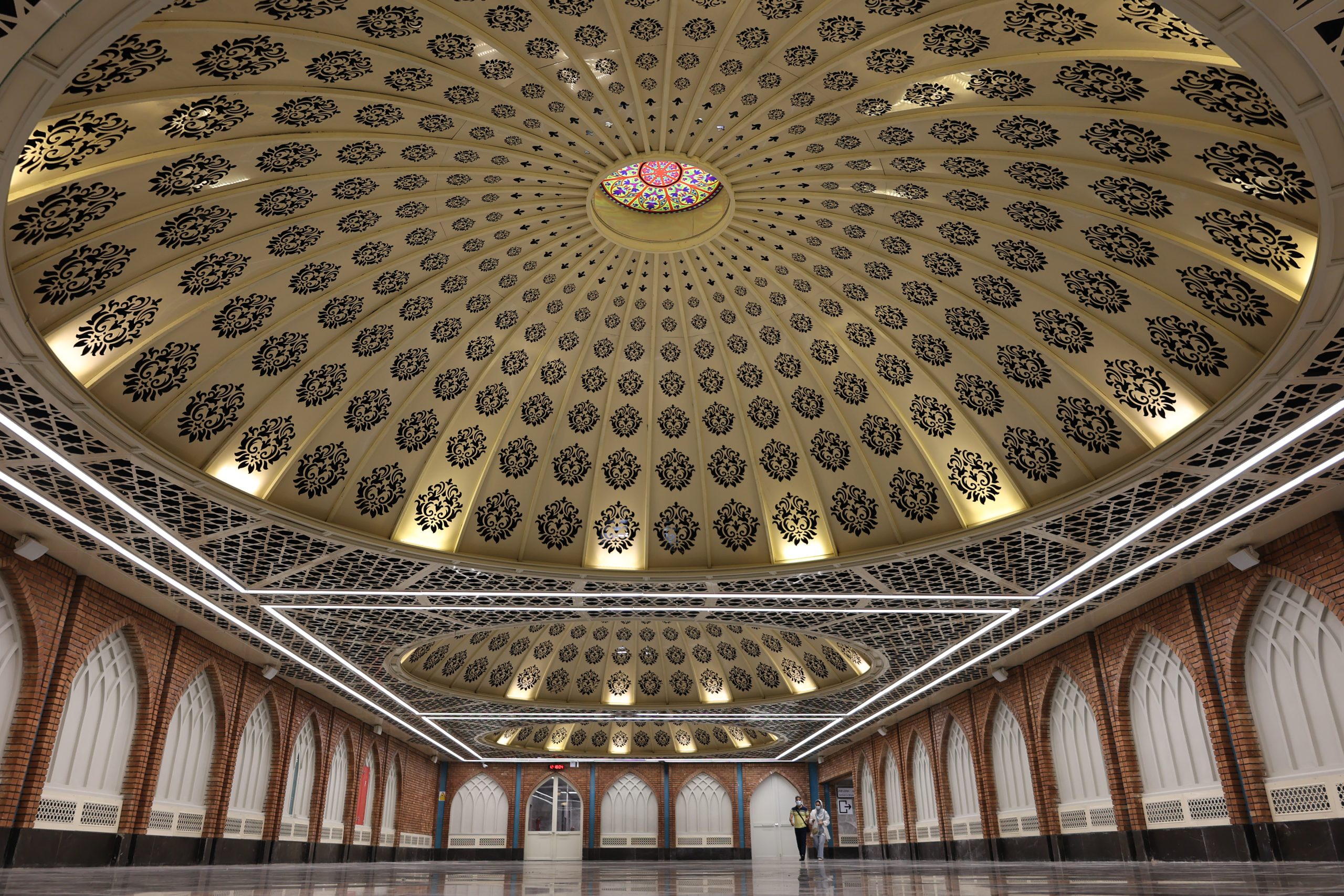 مترو هفده شهریور-۱۷